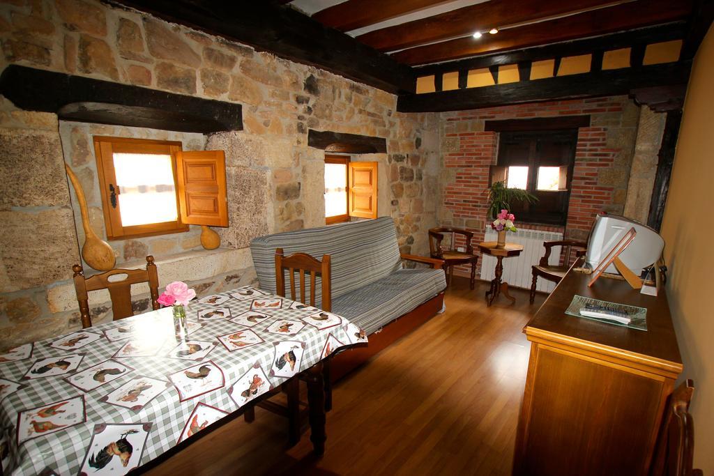 Apartamentos Rurales Pedredo Arenas De Iguna Luaran gambar