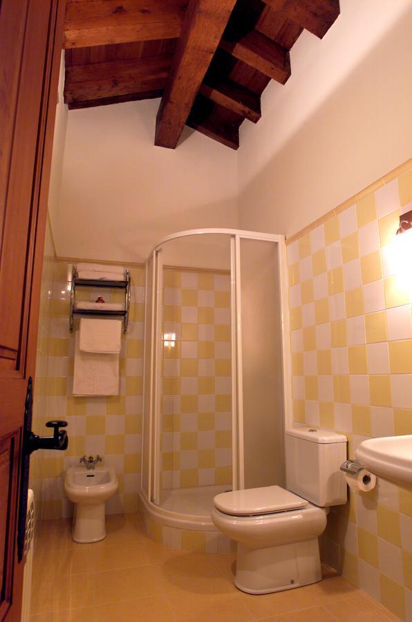 Apartamentos Rurales Pedredo Arenas De Iguna Luaran gambar