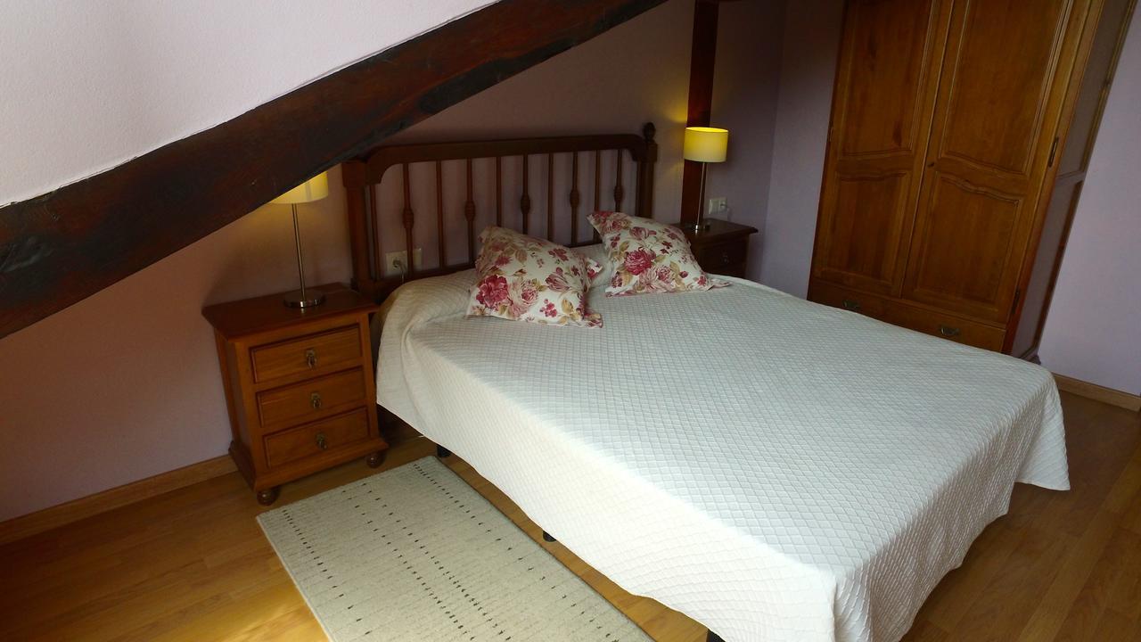 Apartamentos Rurales Pedredo Arenas De Iguna Luaran gambar